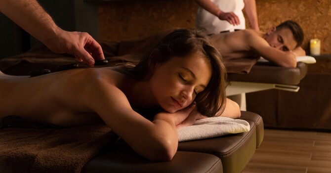 PROMO: $10 Off Per Person on Couples Massages! image